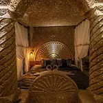 Zuemruetue Anka Cave * Ürgüp