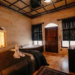 Hotel Zuemruetue Anka Cave