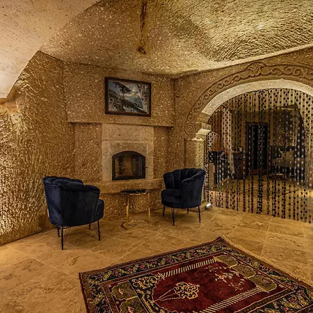 Zuemruetue Anka Cave Urgup