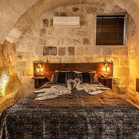 Zümrütü Anka Cave * Ürgüp