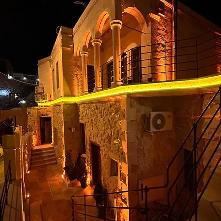 Zümrütü Anka Cave Hotel *