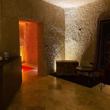Zuemruetue Anka Cave *