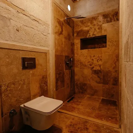 Zümrütü Anka Cave *