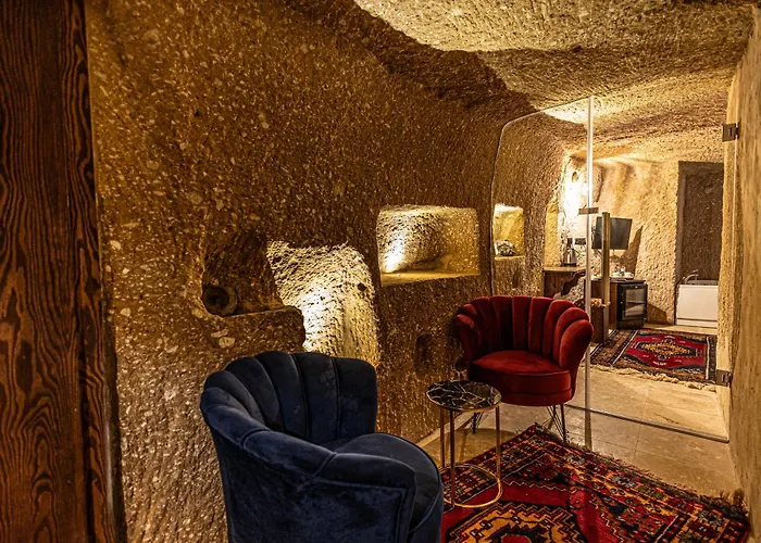 Zuemruetue Anka Cave * Ürgüp