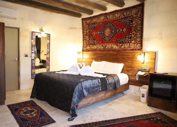 Zuemruetue Anka Cave Ürgüp